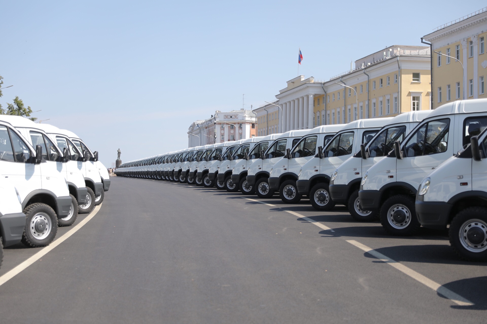 Авто нижегородская область. Машины. Нижегородская область закупить около 100 машин скорой помощи.